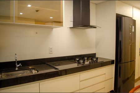 Apartamento para alugar com 92m², 2 quartos e 1 vaga
