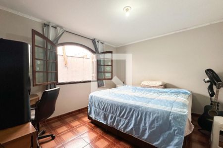 Casa à venda com 187m², 3 quartos e 2 vagasQuarto