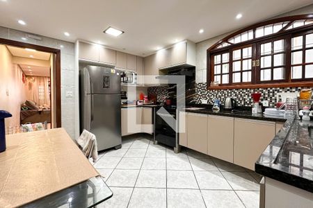 Casa à venda com 187m², 3 quartos e 2 vagasCozinha