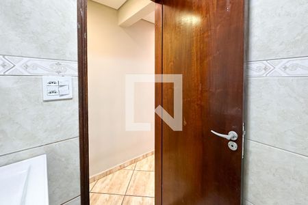 Casa à venda com 187m², 3 quartos e 2 vagasBanheiro