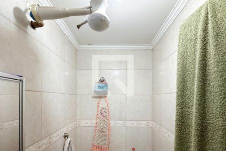 Casa à venda com 187m², 3 quartos e 2 vagasBanheiro