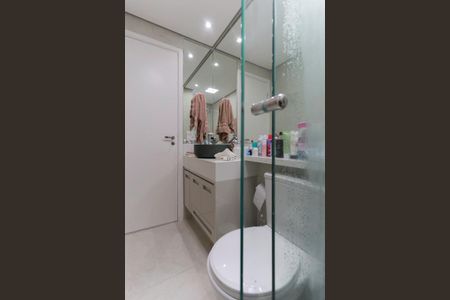 Apartamento à venda com 105m², 2 quartos e 2 vagas Apartamento à venda com 105m², 2 quartos e 2 vagasBanheiro da suíte 2