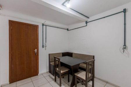 Sala  de apartamento para alugar com 1 quarto, 30m² em Igara, Canoas