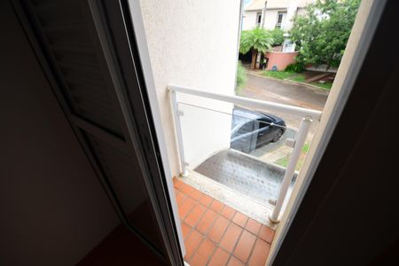 Casa de condomínio à venda com 160m², 3 quartos e 2 vagasQuarto 1 - Sacada