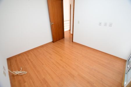 Casa de condomínio à venda com 160m², 3 quartos e 2 vagasQuarto 1