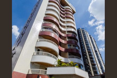 Apartamento à venda com 45m², 1 quarto e 1 vagaFachada e Portaria 