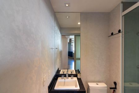 Studio à venda com 32m², 1 quarto e 1 vaga Studio à venda com 32m², 1 quarto e 1 vagaBanheiro