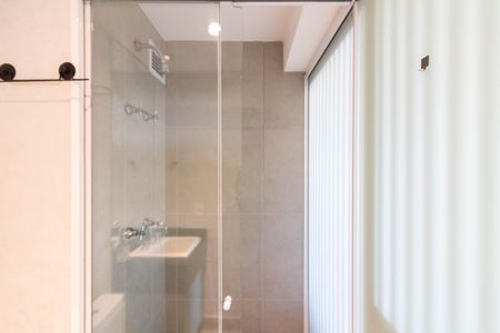 Studio à venda com 32m², 1 quarto e 1 vaga Studio à venda com 32m², 1 quarto e 1 vagaBanheiro