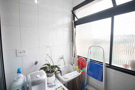 Apartamento à venda com 55m², 2 quartos e 1 vagaÁREA DE SERVIÇO