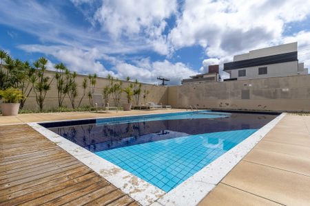 Apartamento à venda com 60m², 2 quartos e 1 vagaÁrea comum - Piscina