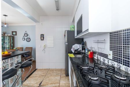 Apartamento à venda com 60m², 2 quartos e 1 vagaCozinha