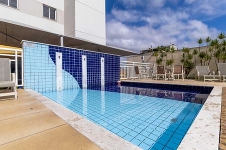 Apartamento à venda com 60m², 2 quartos e 1 vagaÁrea comum - Piscina