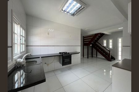 Cozinha de casa para alugar com 2 quartos, 142m² em Mato Grande, Canoas