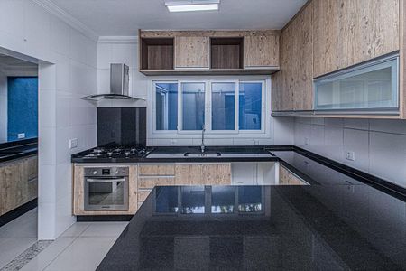 Casa à venda com 160m², 3 quartos e 3 vagas Casa à venda com 160m², 3 quartos e 3 vagascozinha_5