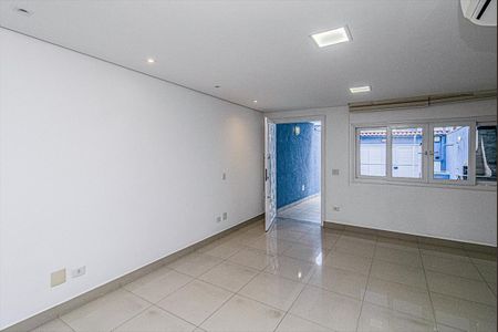 sala_6 de casa à venda com 3 quartos, 160m² em Vila Nair, São Paulo