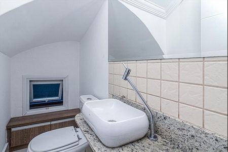 Casa à venda com 160m², 3 quartos e 3 vagas Casa à venda com 160m², 3 quartos e 3 vagaslavabo_1