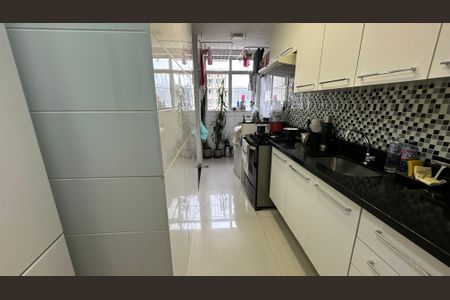 Apartamento à venda com 66m², 3 quartos e 2 vagasCozinha