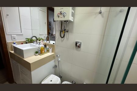 Apartamento à venda com 66m², 3 quartos e 2 vagasBanheiro