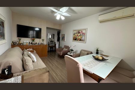 Apartamento à venda com 66m², 3 quartos e 2 vagasSala