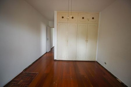 Casa à venda com 175m², 3 quartos e 3 vagasSuíte