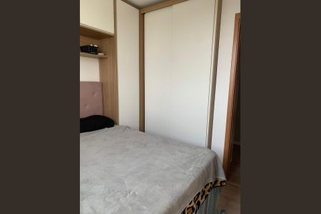 Quarto de apartamento à venda com 2 quartos, 47m² em São Sebastião, Porto Alegre