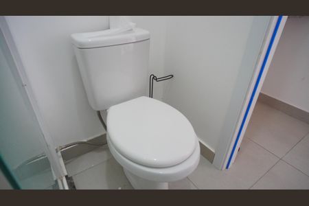 Casa de condomínio para alugar com 60m², 2 quartos e 1 vaga Casa de condomínio para alugar com 60m², 2 quartos e 1 vagaBanheiro