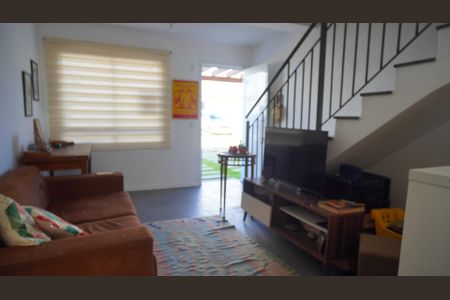 Sala  de casa para alugar com 2 quartos, 60m² em Campo Novo, Porto Alegre