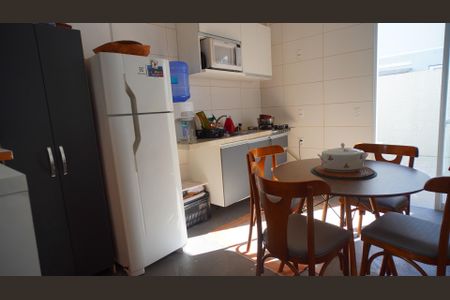 Casa de condomínio para alugar com 60m², 2 quartos e 1 vaga Casa de condomínio para alugar com 60m², 2 quartos e 1 vagaCozinha