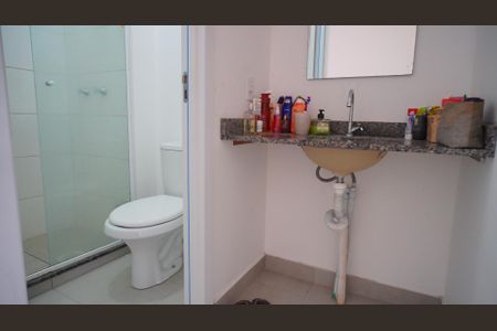 Casa de condomínio para alugar com 60m², 2 quartos e 1 vaga Casa de condomínio para alugar com 60m², 2 quartos e 1 vagaBanheiro