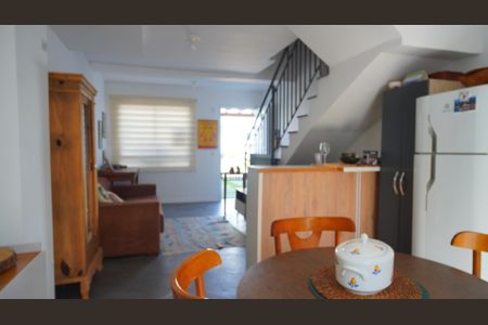 Casa de condomínio para alugar com 60m², 2 quartos e 1 vaga Casa de condomínio para alugar com 60m², 2 quartos e 1 vagaSala e cozinha