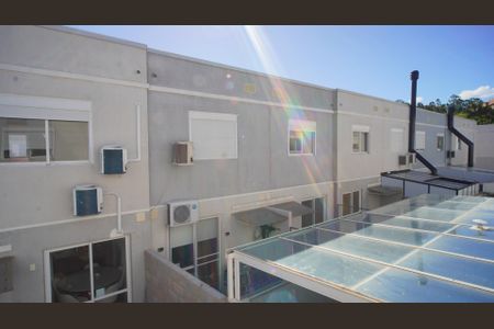 Casa de condomínio para alugar com 60m², 2 quartos e 1 vaga Casa de condomínio para alugar com 60m², 2 quartos e 1 vagaVista