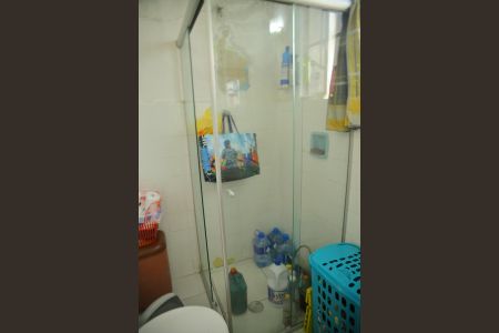 Casa à venda com 220m², 3 quartos e 2 vagasBanheiro 