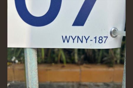 Casa à venda com 220m², 3 quartos e 2 vagasCod  WYNY-187 