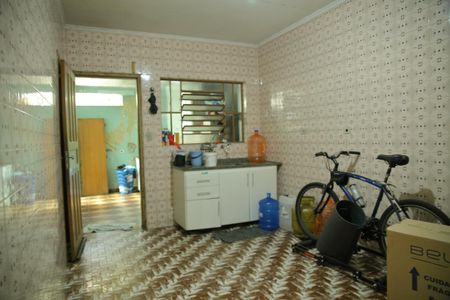 Casa à venda com 220m², 3 quartos e 2 vagasCozinha 