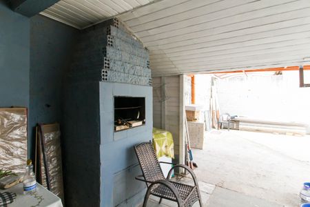 Casa à venda com 55m², 2 quartos e 1 vagaÁrea externa