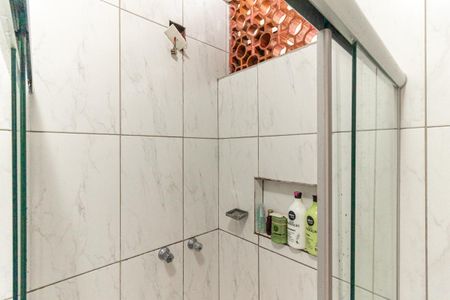 Banheiro de kitnet/studio para alugar com 1 quarto, 29m² em Campos Elíseos, São Paulo