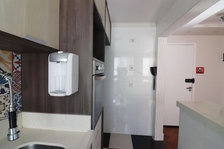 Apartamento para alugar com 110m², 2 quartos e 2 vagasCozinha 