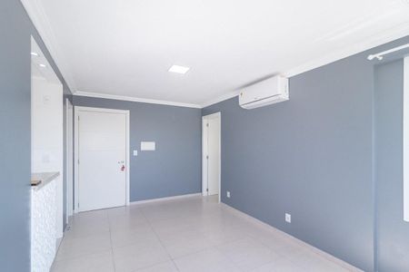 Sala de apartamento para alugar com 1 quarto, 52m² em Azenha, Porto Alegre