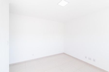 Quarto  de apartamento para alugar com 1 quarto, 52m² em Azenha, Porto Alegre