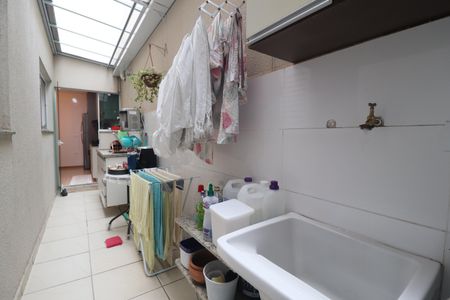 Apartamento à venda com 67m², 3 quartos e 1 vagaÁrea de Serviço