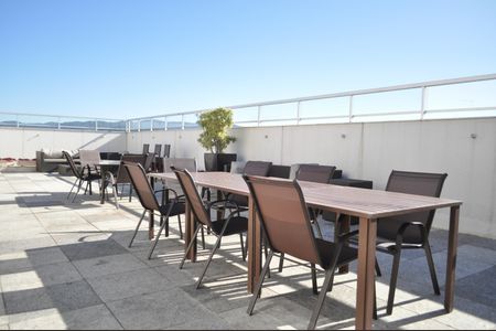 Apartamento à venda com 68m², 3 quartos e 1 vagaRooftop