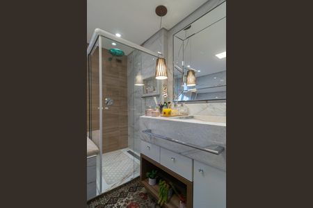 Apartamento à venda com 207m², 4 quartos e 3 vagas Apartamento à venda com 207m², 4 quartos e 3 vagasBanheiro da Suíte 1