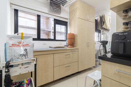 Apartamento à venda com 207m², 4 quartos e 3 vagas Apartamento à venda com 207m², 4 quartos e 3 vagasCozinha