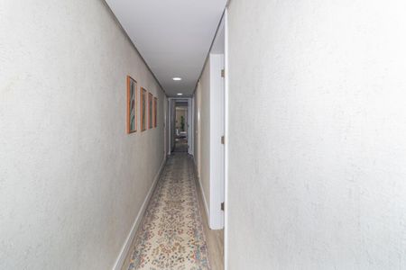 Apartamento à venda com 207m², 4 quartos e 3 vagas Apartamento à venda com 207m², 4 quartos e 3 vagasCorredor