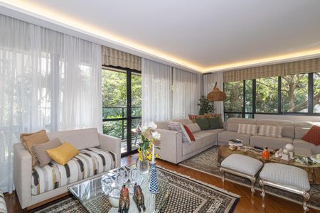 Apartamento à venda com 207m², 4 quartos e 3 vagas Apartamento à venda com 207m², 4 quartos e 3 vagasSala