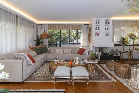 Apartamento à venda com 207m², 4 quartos e 3 vagas Apartamento à venda com 207m², 4 quartos e 3 vagasSala