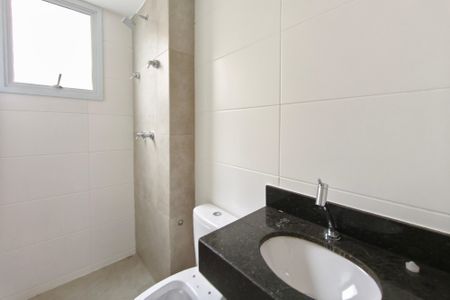 Banheiro Suíte de apartamento para alugar com 2 quartos, 57m² em Jardim Aparecida, Campinas