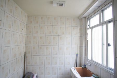 Apartamento à venda com 79m², 2 quartos e 1 vagaÁrea de Serviço