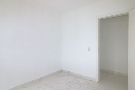 Apartamento à venda com 2 quartos, 75m² em Passo D’areia, Porto Alegre