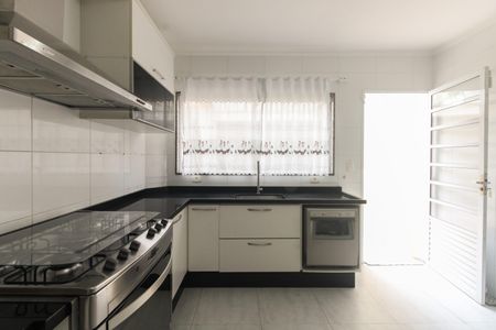 Casa para alugar com 135m², 3 quartos e 2 vagasCozinha 